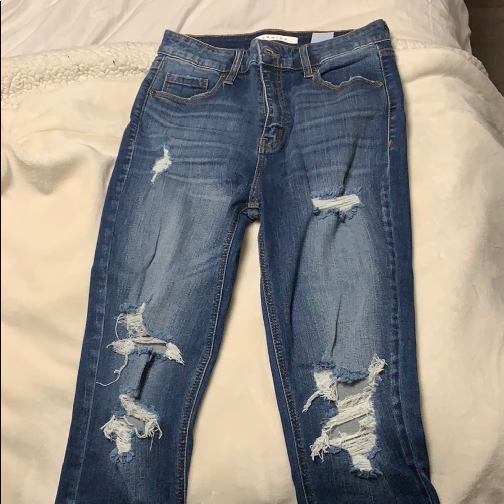 Women’s jeans